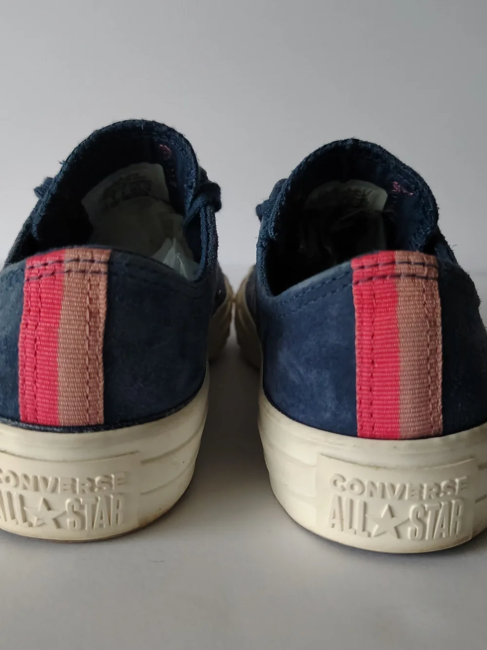 Converse Women's 6 Navy Suede Low-Top Sneakers with Pink Tongue & Stripe Accent
